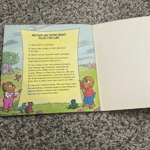 The Berenstain Bears Learn About Strangers Book - Picture 4 of 4